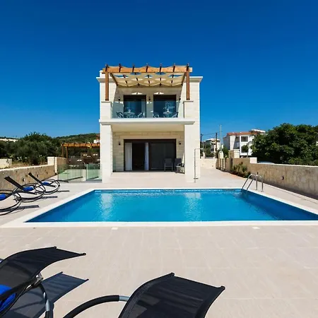 Eudora Luxury Stone Villa *