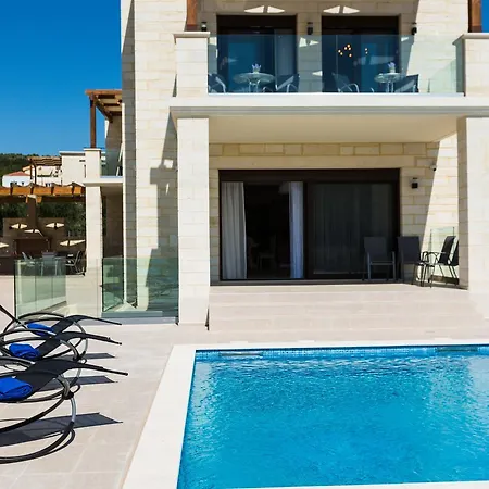 Villa Eudora Luxury Stone *