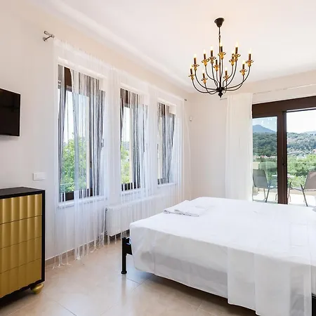 Eudora Luxury Stone Villa