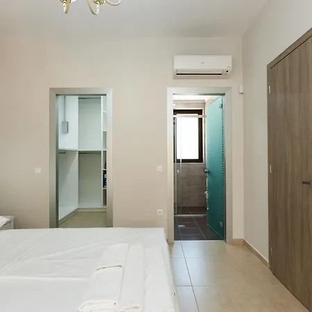 Eudora Luxury Stone Villa Almirida